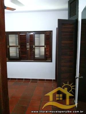 Casa para  no bairro Ribamar, em Peruíbe / São Paulo.