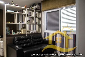 Casa - Assobradada com 5 dormitórios (sendo 5 suite(s)) a 0,00 metros praia.