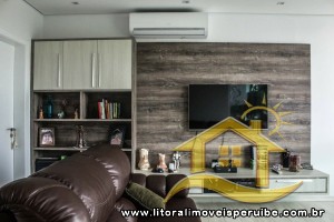 Casa - Assobradada com 5 dormitórios (sendo 5 suite(s)) a 0,00 metros praia.