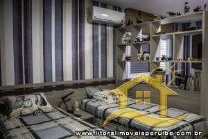 Casa - Assobradada com 5 dormitórios (sendo 5 suite(s)) a 0,00 metros praia.