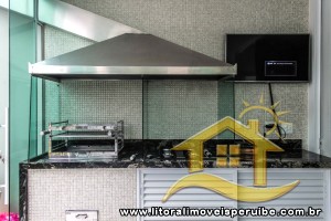 Casa - Assobradada com 5 dormitórios (sendo 5 suite(s)) a 0,00 metros praia.