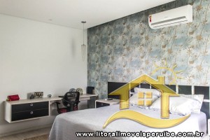 Casa - Assobradada com 5 dormitórios (sendo 5 suite(s)) a 0,00 metros praia.
