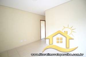 Apartamento - Térreo com 2 quartos (sendo 2 suite(s)) a 700,00 metros praia.