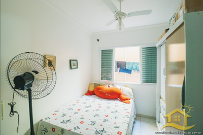 Casa - Térrea com 6 dormitórios (sendo 1 suite(s)) a 0,00 metros praia.