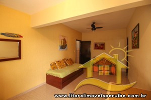 Casa - Térrea com piscina com 2 quartos (sendo 1 suite(s)) a 700,00 metros praia.