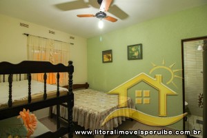 Casa - Térrea com piscina com 2 quartos (sendo 1 suite(s)) a 700,00 metros praia.