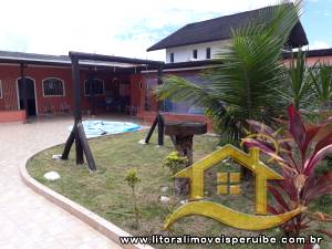 Casa - Edícula com 3 dormitórios (sendo 0 suite(s)) a 1500,00 metros praia.