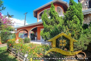 Casa - Sobrado com 4 dormitórios (sendo 4 suite(s)) a 200,00 metros praia.
