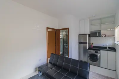 Apartamento - Kitnet com 1 quartos (sendo 0 suite(s)) a 1600,00 metros praia.