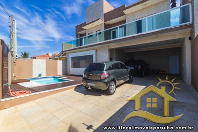 Casa - Sobrado com 5 dormitórios (sendo 5 suite(s)) a 0,00 metros praia.