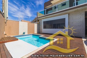 Casa - Sobrado com 5 dormitórios (sendo 5 suite(s)) a 0,00 metros praia.