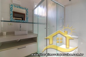 Casa - Sobrado com 5 dormitórios (sendo 5 suite(s)) a 0,00 metros praia.