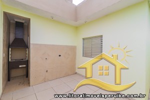 Casa - Térrea com 2 quartos (sendo 1 suite(s)) a 2000,00 metros praia.
