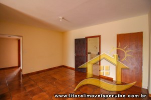 Apartamento - Sobreloja com 3 quartos (sendo 1 suite(s)) a 300,00 metros praia.