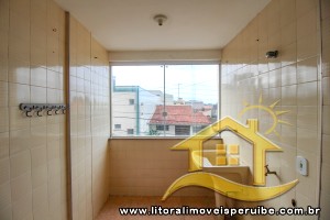 Apartamento - Sobreloja com 3 quartos (sendo 1 suite(s)) a 300,00 metros praia.