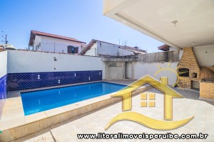 Casa para venda no bairro 56, em Peruíbe / SP.