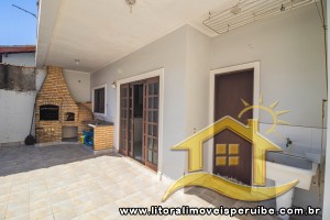 Casa para venda no bairro 56, em Peruíbe / SP.