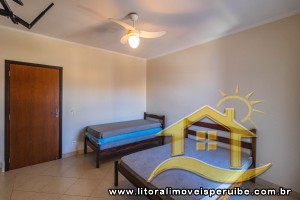 Casa para venda no bairro 56, em Peruíbe / SP.