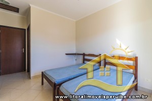 Casa para venda no bairro 56, em Peruíbe / SP.