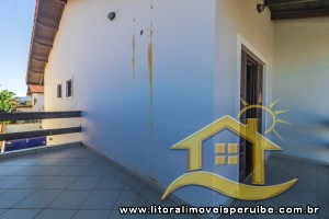 Casa para venda no bairro 56, em Peruíbe / SP.