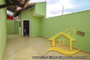 Casa - Térrea com 3 dormitórios (sendo 1 suite(s)) a 1000,00 metros praia.