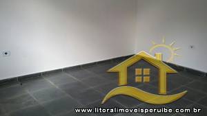 Casa - Térrea com Edícula com 2 quartos (sendo 0 suite(s)) a 2500 metros praia.