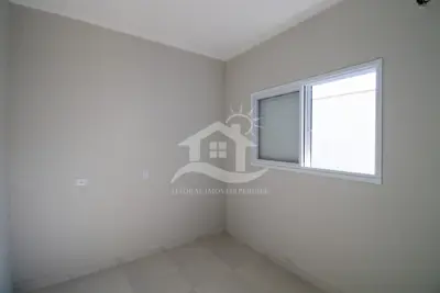 Apartamento - Amplo com 2 dormitórios (sendo 1 suite(s)) a 800,00 metros praia.