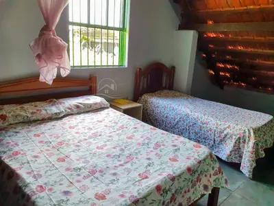 Chácara - Rural com  dormitórios  a 1500,00 metros praia.