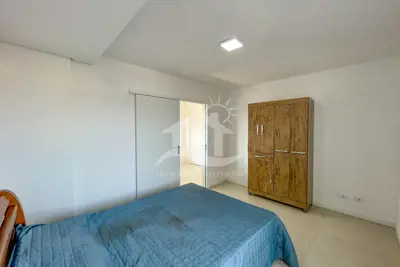 Apartamento - Alto com 1 dormitórios  a 1100,00 metros praia.