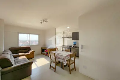 Apartamento - Alto com 1 dormitórios  a 1100,00 metros praia.