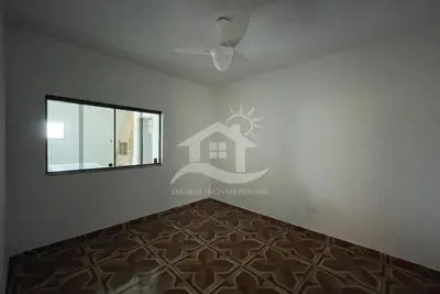 Apartamento - Amplo com 3 dormitórios (sendo 1 suite(s)) a 200,00 metros praia.