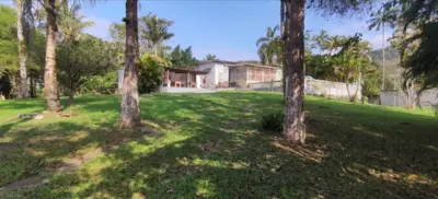 Chácara - Rural com  quartos  a 0,00 metros praia.