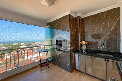 Apartamento - Amplo com 3 dormitórios (sendo 2 suite(s)) a 550,00 metros praia.