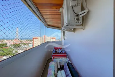 Apartamento - Amplo com 3 dormitórios (sendo 2 suite(s)) a 550,00 metros praia.