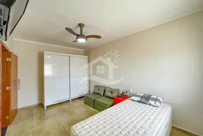 Casa - Sobrado Novo com 3 quartos (sendo 1 suite(s)) a 1500,00 metros praia.