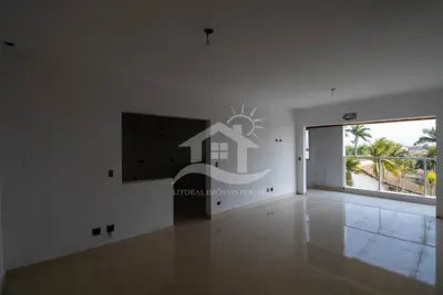 Apartamento - Amplo com 2 dormitórios (sendo 1 suite(s)) a 800,00 metros praia.