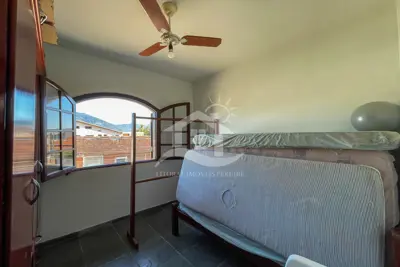 Apartamento - Amplo com 2 dormitórios (sendo 1 suite(s)) a 0,00 metros praia.