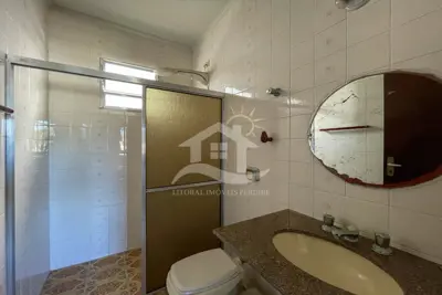 Apartamento - Alto com 3 dormitórios (sendo 1 suite(s)) a 0,00 metros praia.