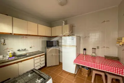 Apartamento - Alto com 3 dormitórios (sendo 1 suite(s)) a 0,00 metros praia.