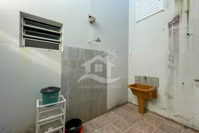 Apartamento - Alto com 3 dormitórios (sendo 1 suite(s)) a 0,00 metros praia.