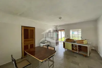 Casa - Térrea com 2 quartos  a 1500,00 metros praia.