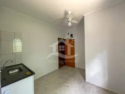 Casa - Térrea com Edícula com 3 dormitórios (sendo 2 suite(s)) a 500,00 metros praia.