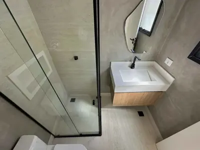 Casa - Sobrado Novo com 4 quartos (sendo 4 suite(s)) a 1000,00 metros praia.