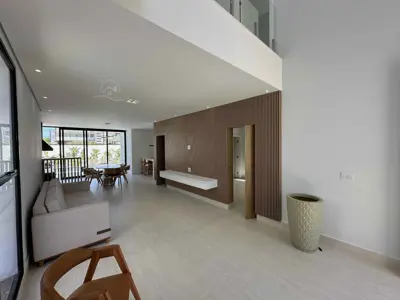 Casa - Sobrado Novo com 4 quartos (sendo 4 suite(s)) a 1000,00 metros praia.