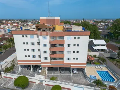 Apartamento - Alto com 2 dormitórios (sendo 1 suite(s)) a 800,00 metros praia.