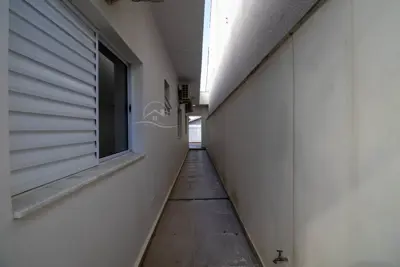 Casa - Sobrado com 3 quartos (sendo 2 suite(s)) a 100,00 metros praia.