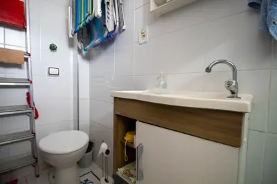 Apartamento - Alto com 1 dormitórios (sendo 0 suite(s)) a 300,00 metros praia.