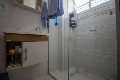 Apartamento - Alto com 1 dormitórios (sendo 0 suite(s)) a 300,00 metros praia.