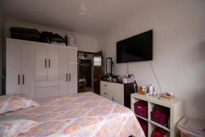 Apartamento - Alto com 1 dormitórios (sendo 0 suite(s)) a 300,00 metros praia.
