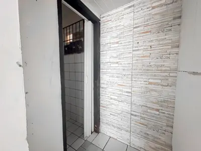 Salão - Galpão com  quartos  a 1200,00 metros praia.